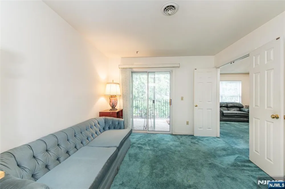 20 Collura Lane K087 Clifton, NJ 07012