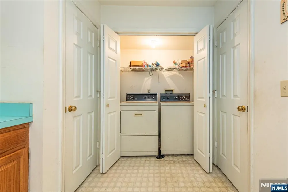 20 Collura Lane K087 Clifton, NJ 07012
