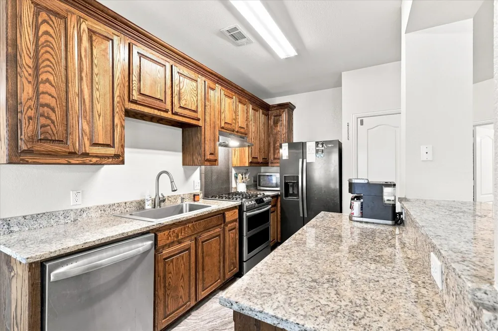 1012 Scenic Drive Justin, TX 76247