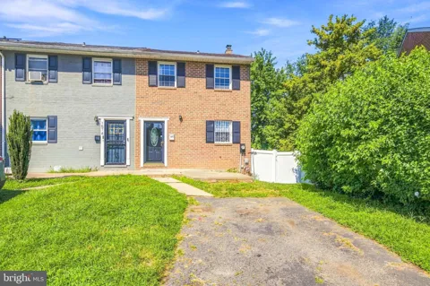 1512 ROOSEVELT DRIVE