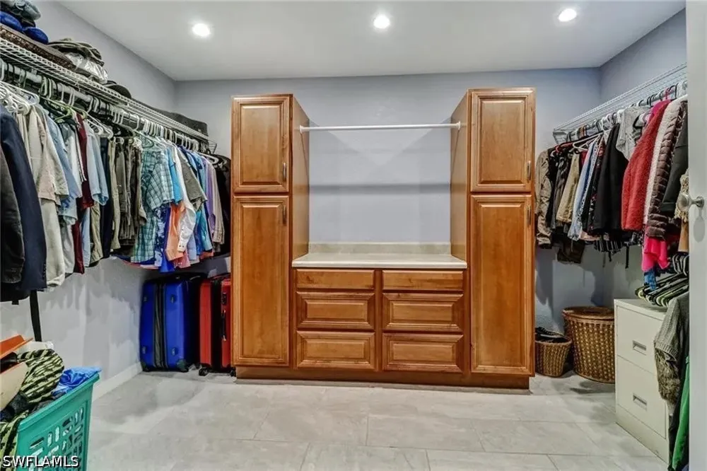 Fawn Lane Naples, FL 34120