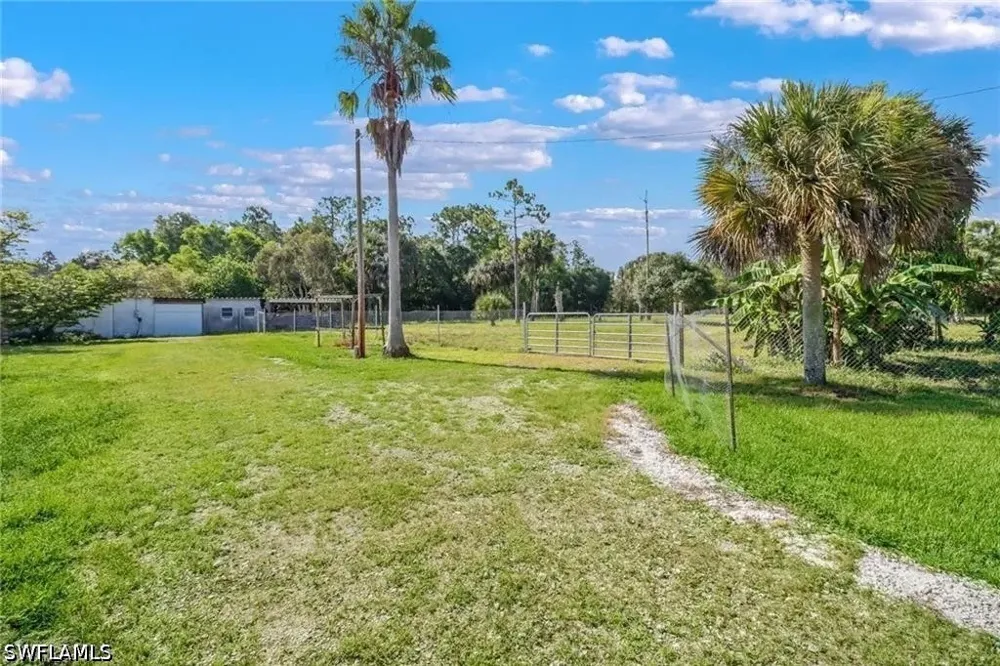 Fawn Lane Naples, FL 34120
