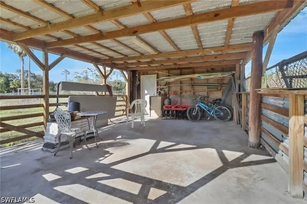 Fawn Lane Naples, FL 34120