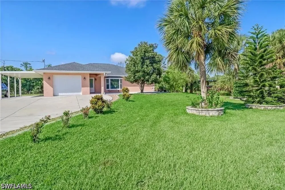 Fawn Lane Naples, FL 34120