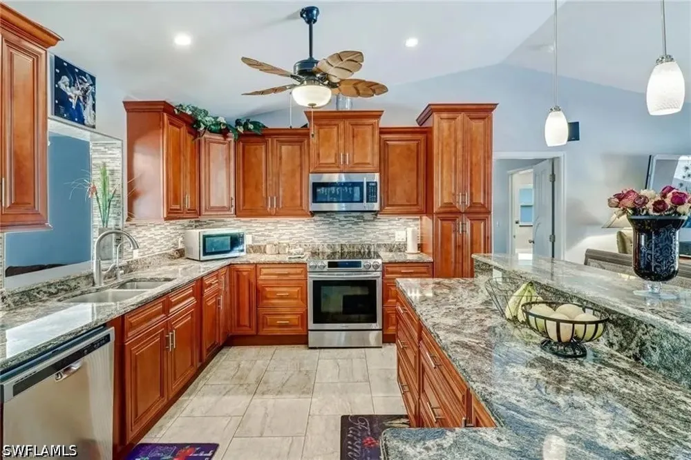 Fawn Lane Naples, FL 34120