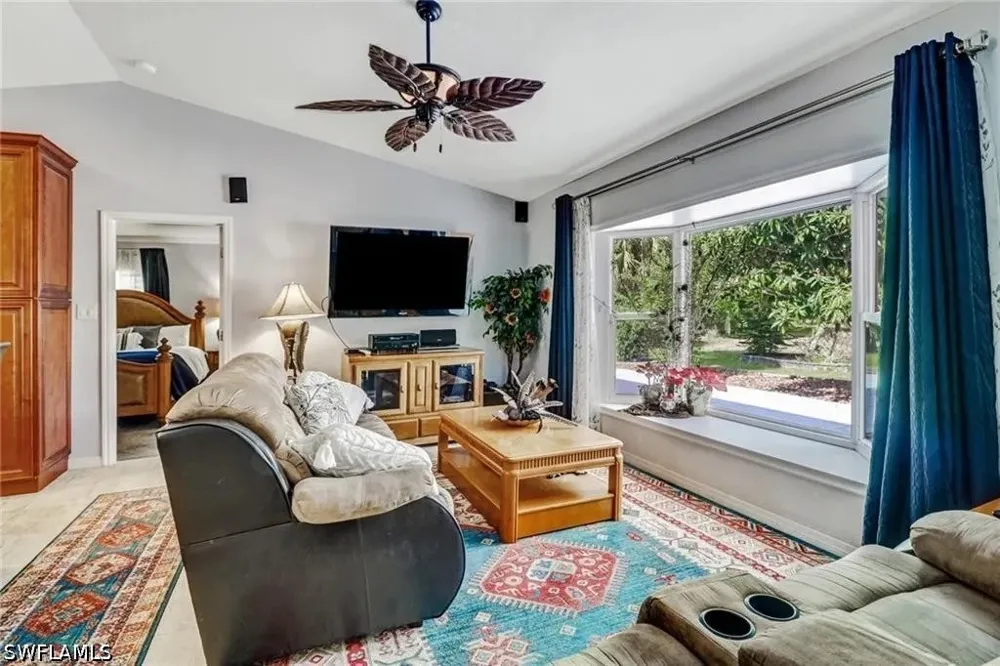 Fawn Lane Naples, FL 34120
