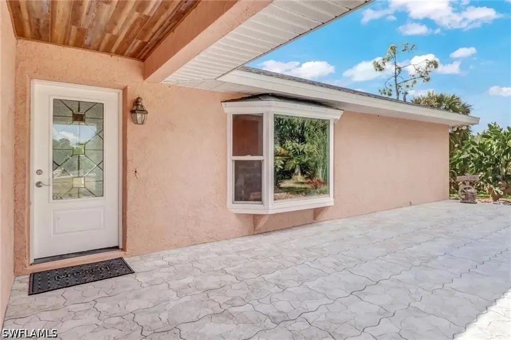 Fawn Lane Naples, FL 34120