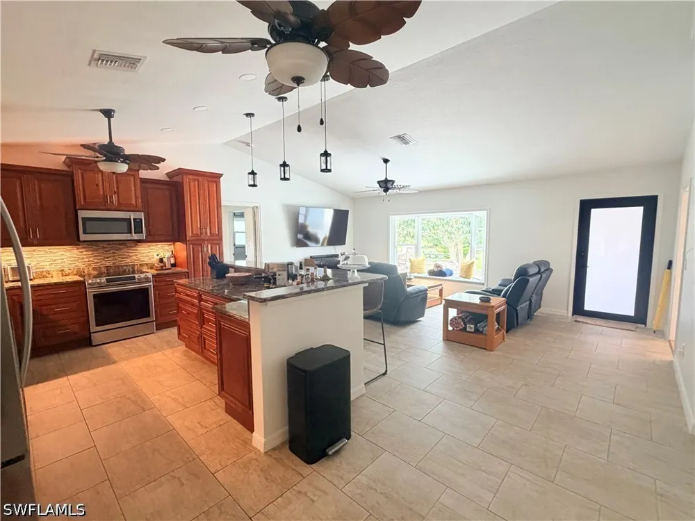Fawn Lane Naples, FL 34120