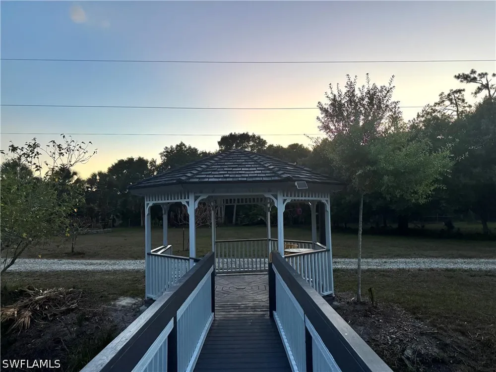 Fawn Lane Naples, FL 34120