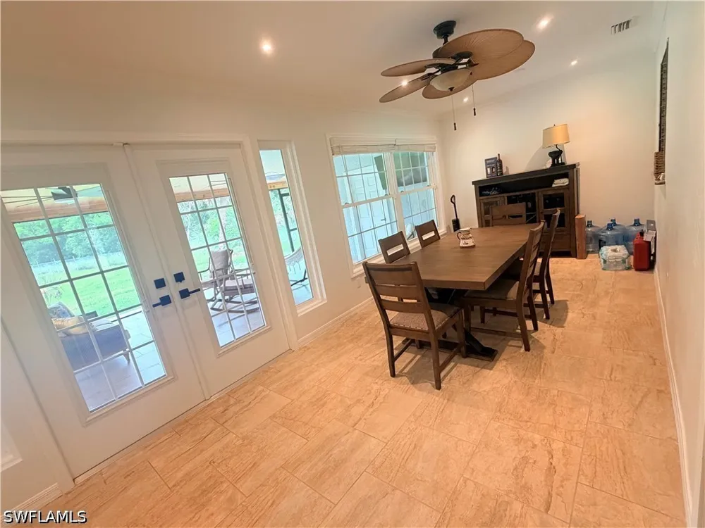 Fawn Lane Naples, FL 34120