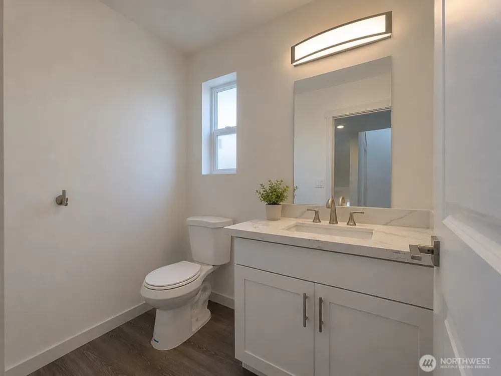 13243 Ambaum Boulevard SW #C Burien, WA 98146