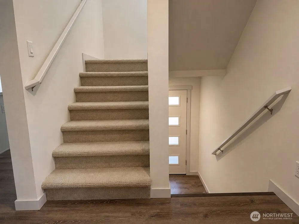 13243 Ambaum Boulevard SW #C Burien, WA 98146