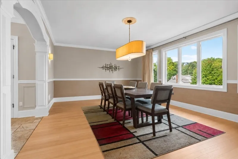 412 Valley View Ave Paramus, NJ 07652