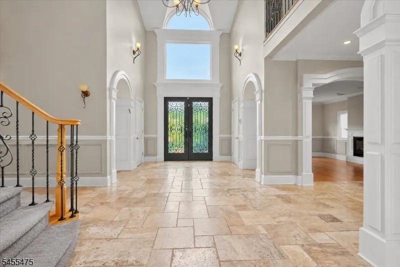 412 Valley View Ave Paramus, NJ 07652