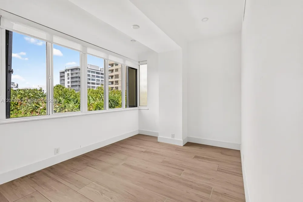251 Crandon Blvd #210 Key Biscayne, FL 33149