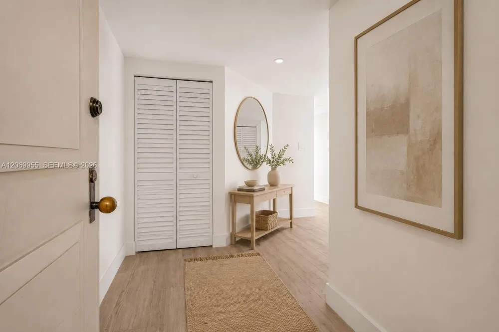 251 Crandon Blvd #210 Key Biscayne, FL 33149