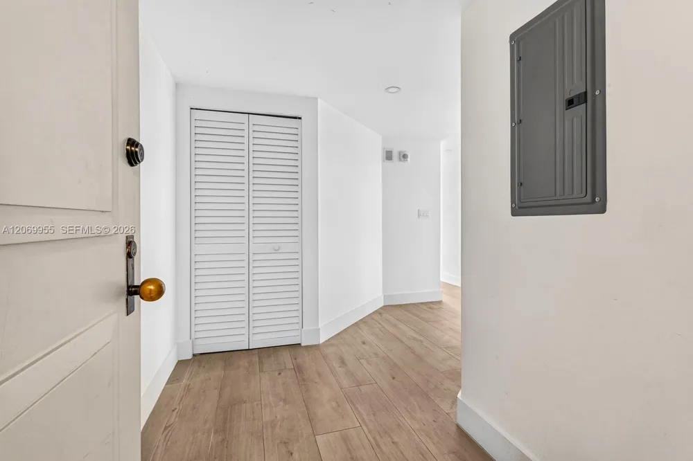 251 Crandon Blvd #210 Key Biscayne, FL 33149