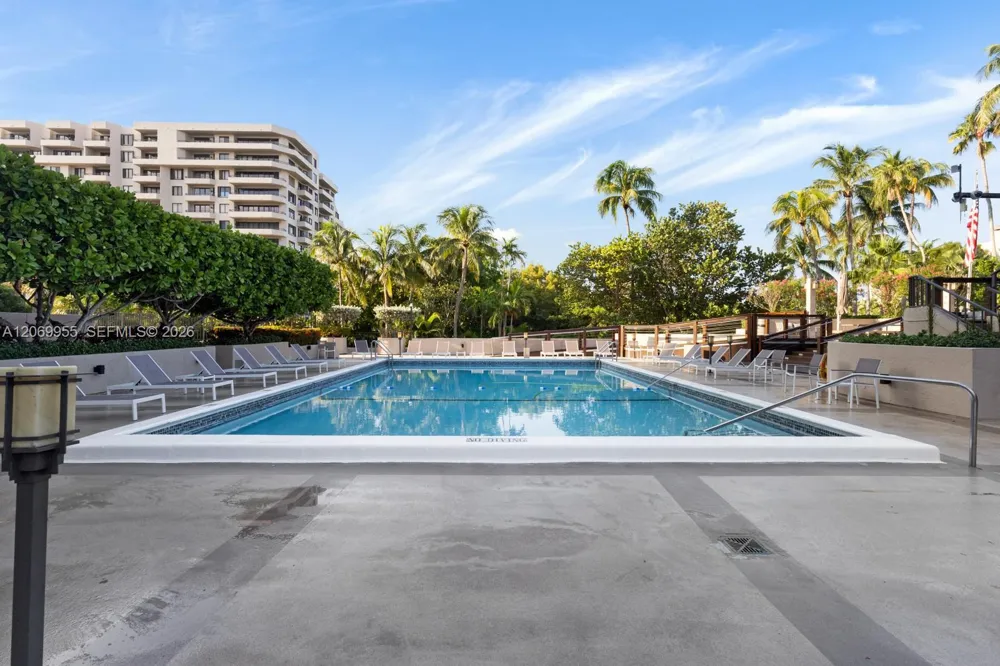 251 Crandon Blvd #210 Key Biscayne, FL 33149