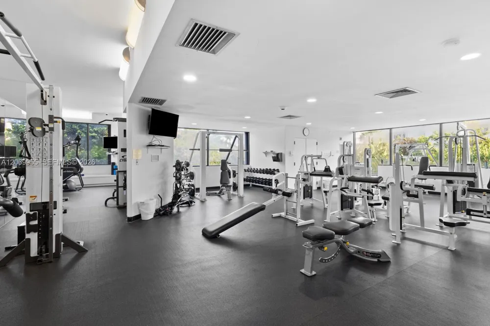 251 Crandon Blvd #210 Key Biscayne, FL 33149