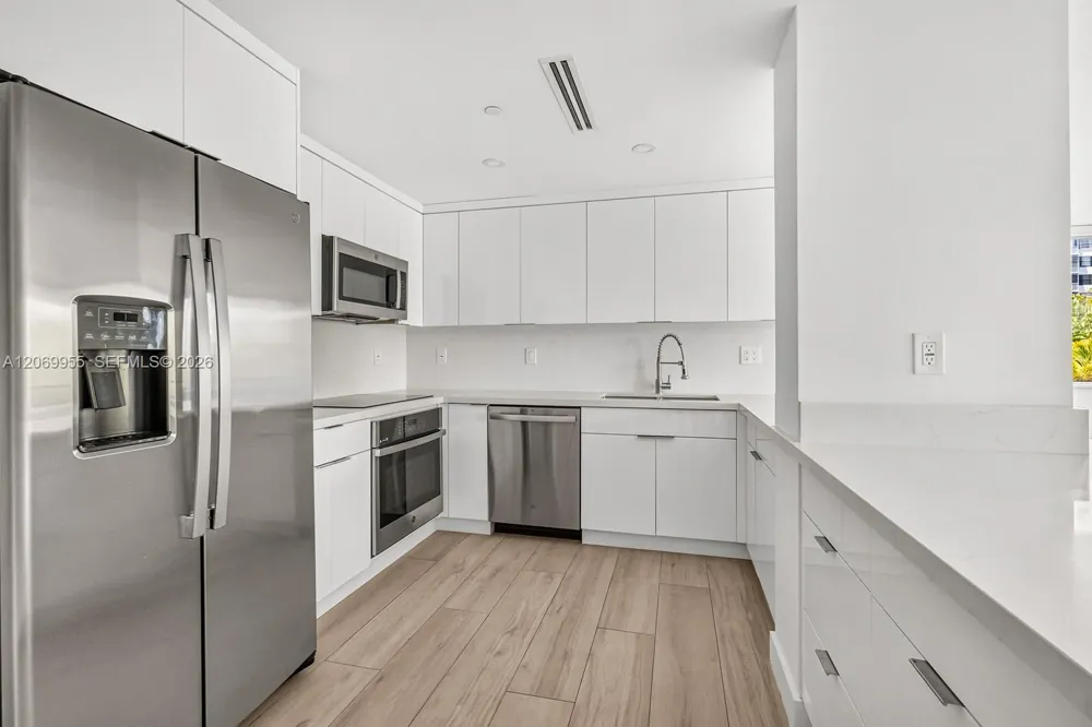 251 Crandon Blvd #210 Key Biscayne, FL 33149