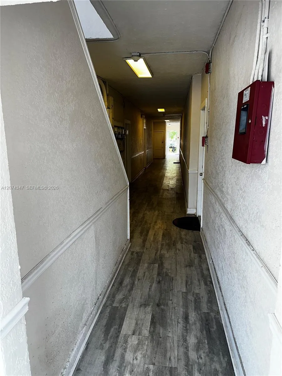1352 SW 7th St #5 Miami, FL 33135