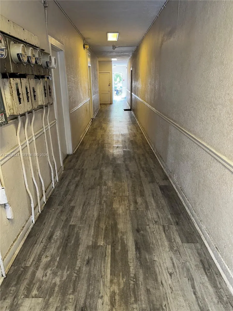 1352 SW 7th St #5 Miami, FL 33135