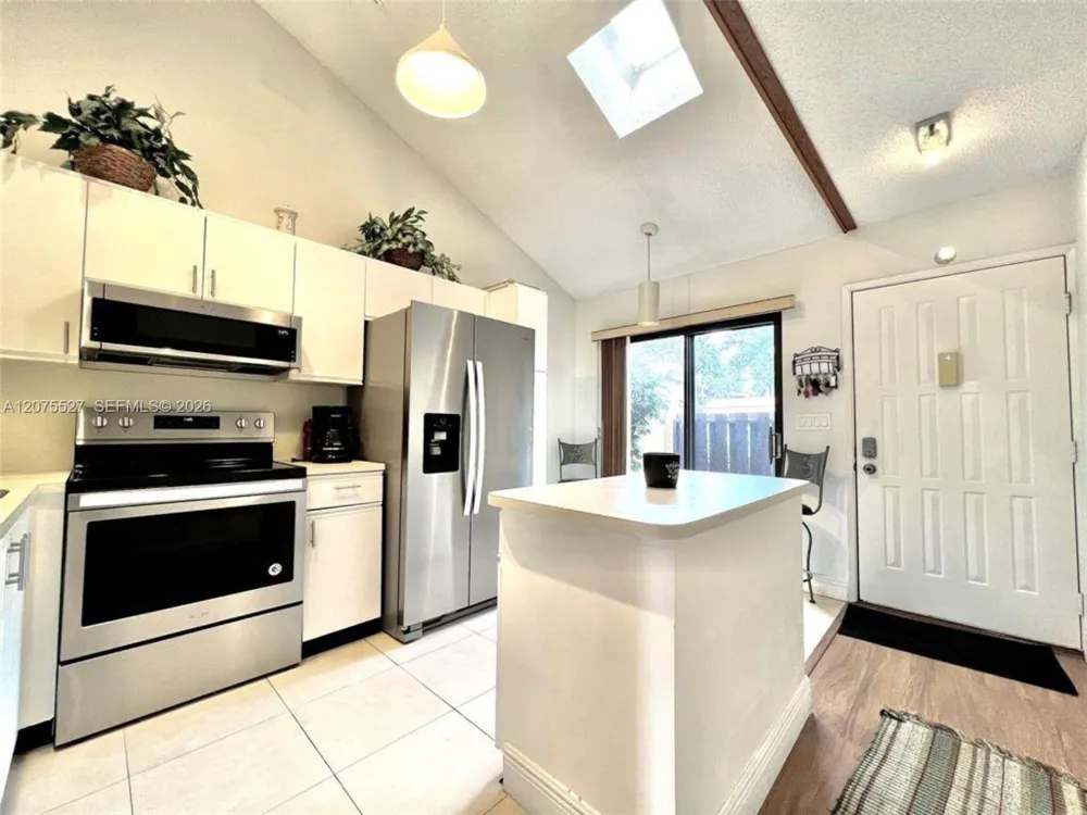 7750 NW 79th Ave #H5 Tamarac, FL 33321