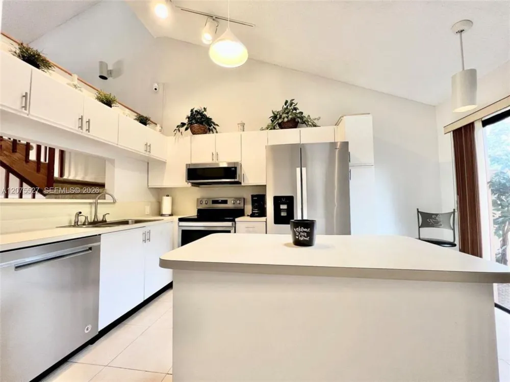 7750 NW 79th Ave #H5 Tamarac, FL 33321