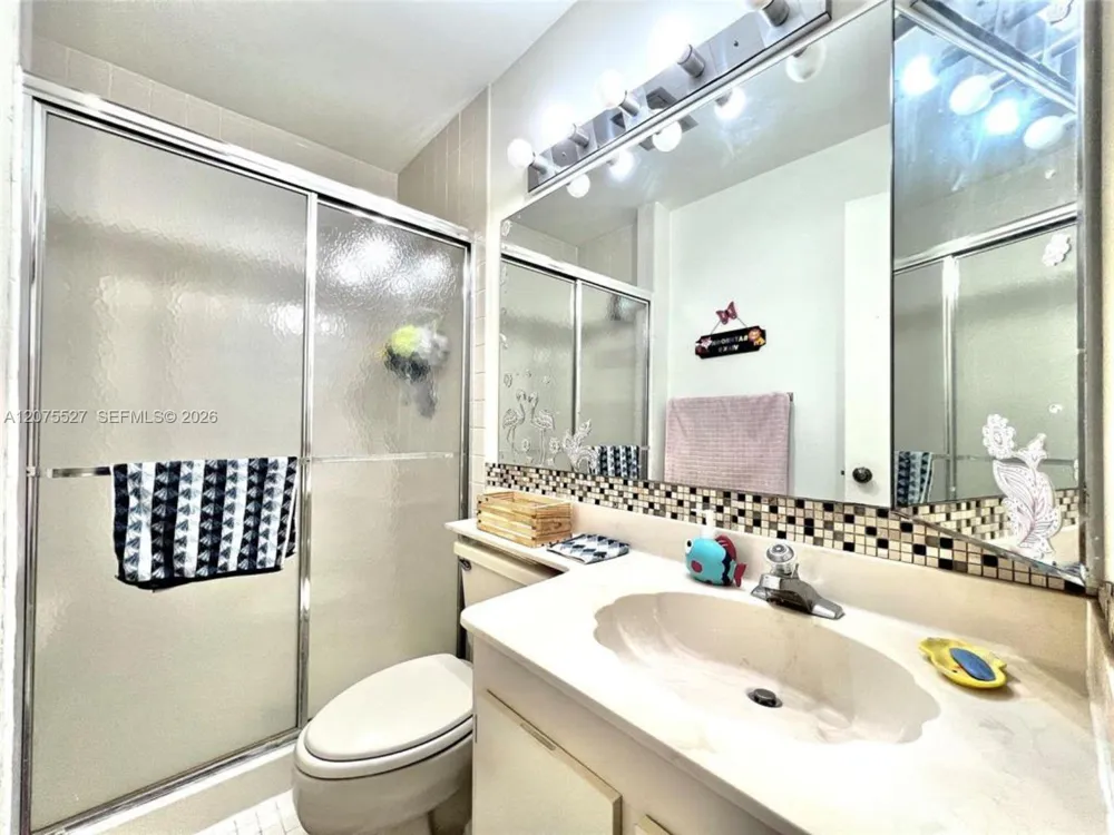 7750 NW 79th Ave #H5 Tamarac, FL 33321