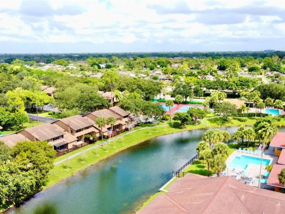 7750 NW 79th Ave #H5 Tamarac, FL 33321
