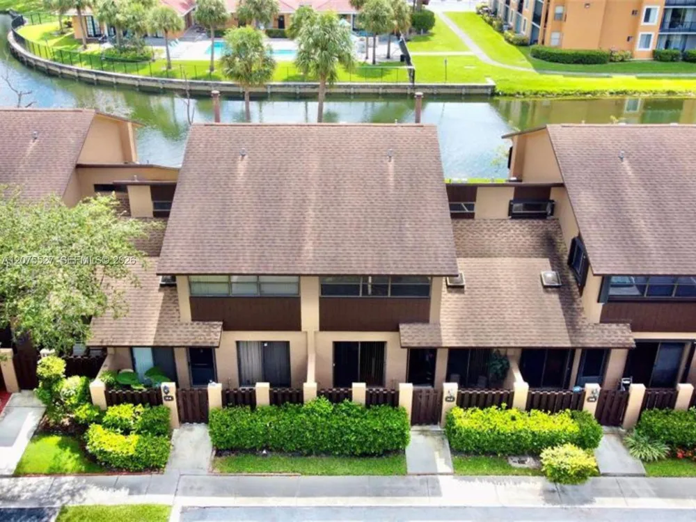 7750 NW 79th Ave #H5 Tamarac, FL 33321