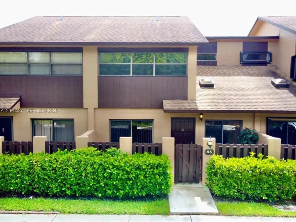 7750 NW 79th Ave #H5 Tamarac, FL 33321