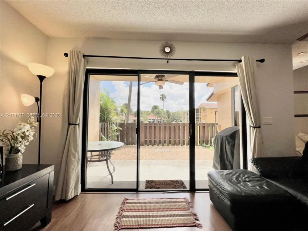 7750 NW 79th Ave #H5 Tamarac, FL 33321