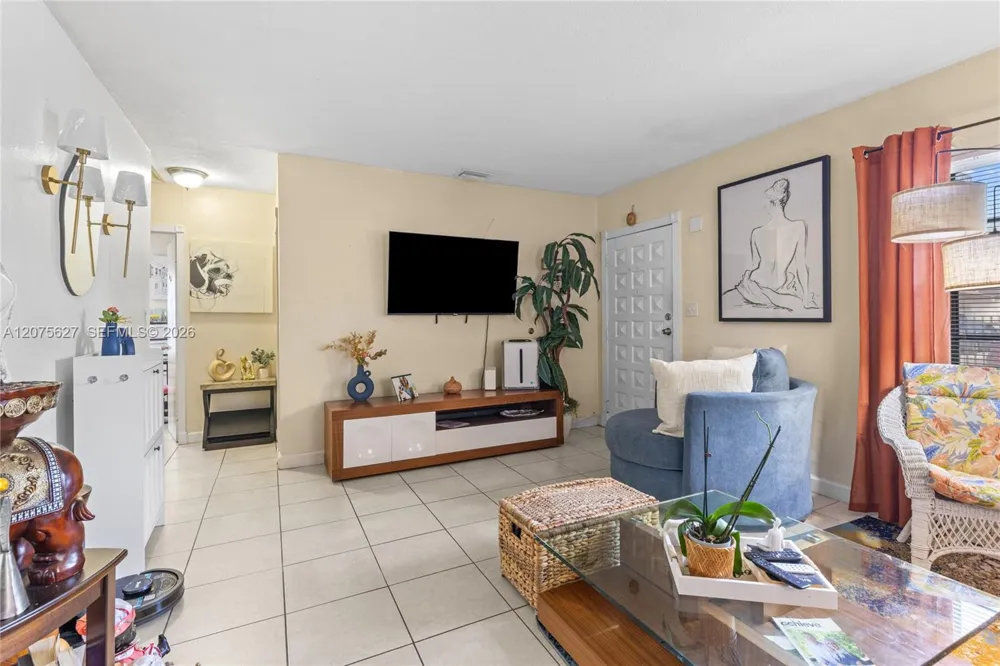 755 Harem Ave Opa-Locka, FL 33054