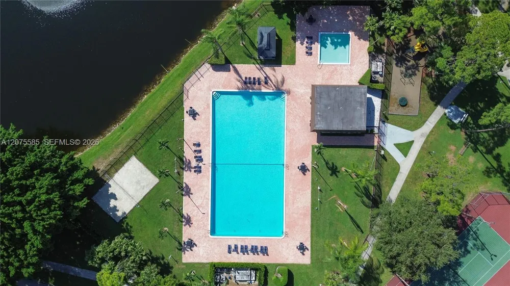 516 5th Ln Green Acres, FL 33463