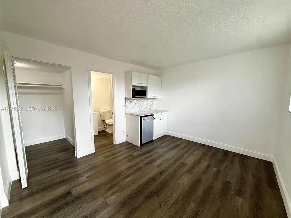 2520 Andrews Ave #303A Wilton Manors, FL 33311