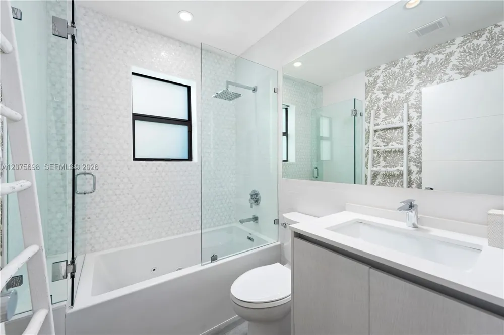 8834 Abbott Ave Surfside, FL 33154