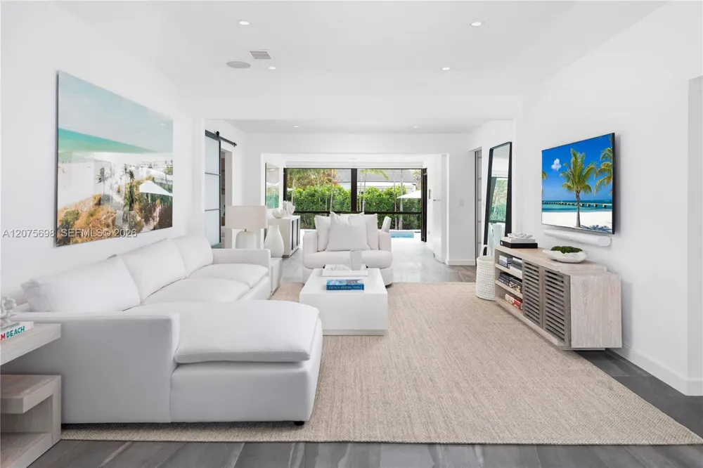 8834 Abbott Ave Surfside, FL 33154