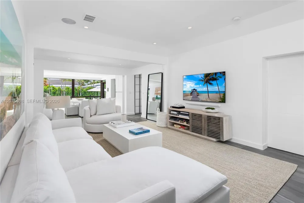 8834 Abbott Ave Surfside, FL 33154
