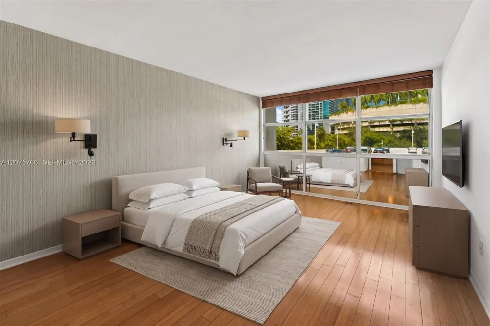 1420 Brickell Bay Dr #206D Miami, FL 33131