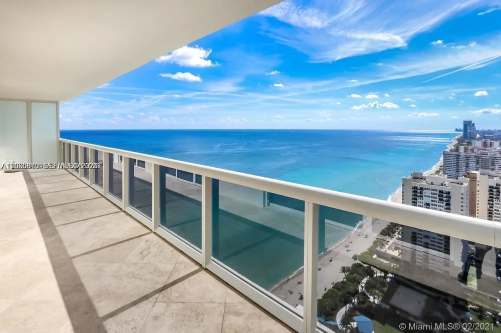 1830 S Ocean Dr #3704 Hallandale Beach, FL 33009