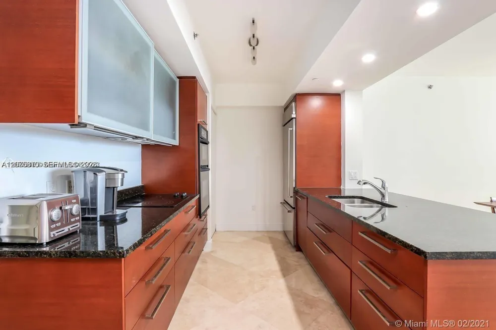 1830 S Ocean Dr #3704 Hallandale Beach, FL 33009