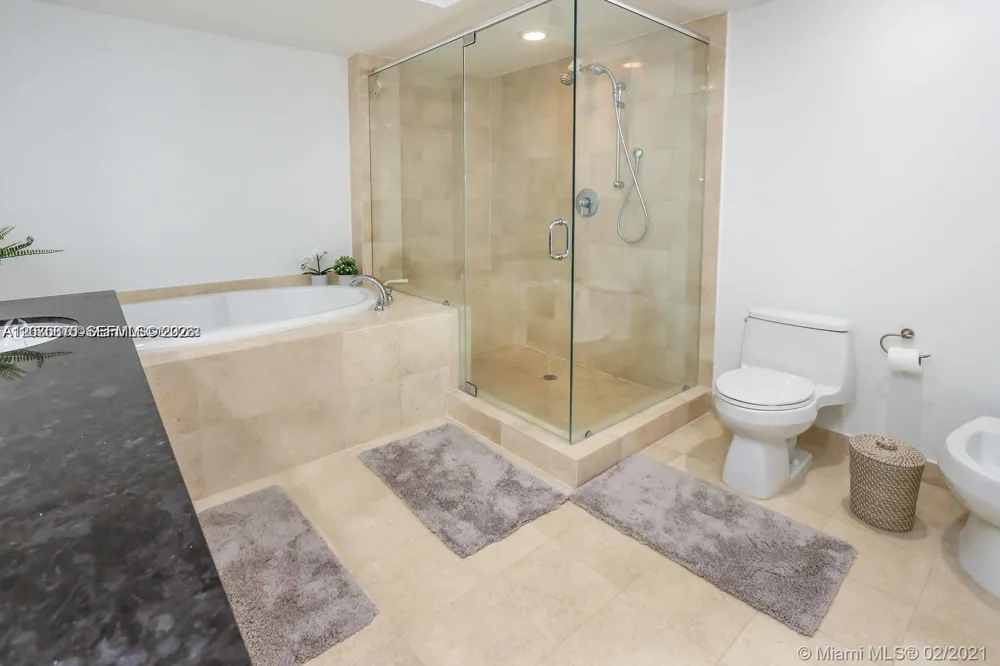 1830 S Ocean Dr #3704 Hallandale Beach, FL 33009