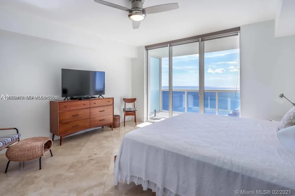1830 S Ocean Dr #3704 Hallandale Beach, FL 33009