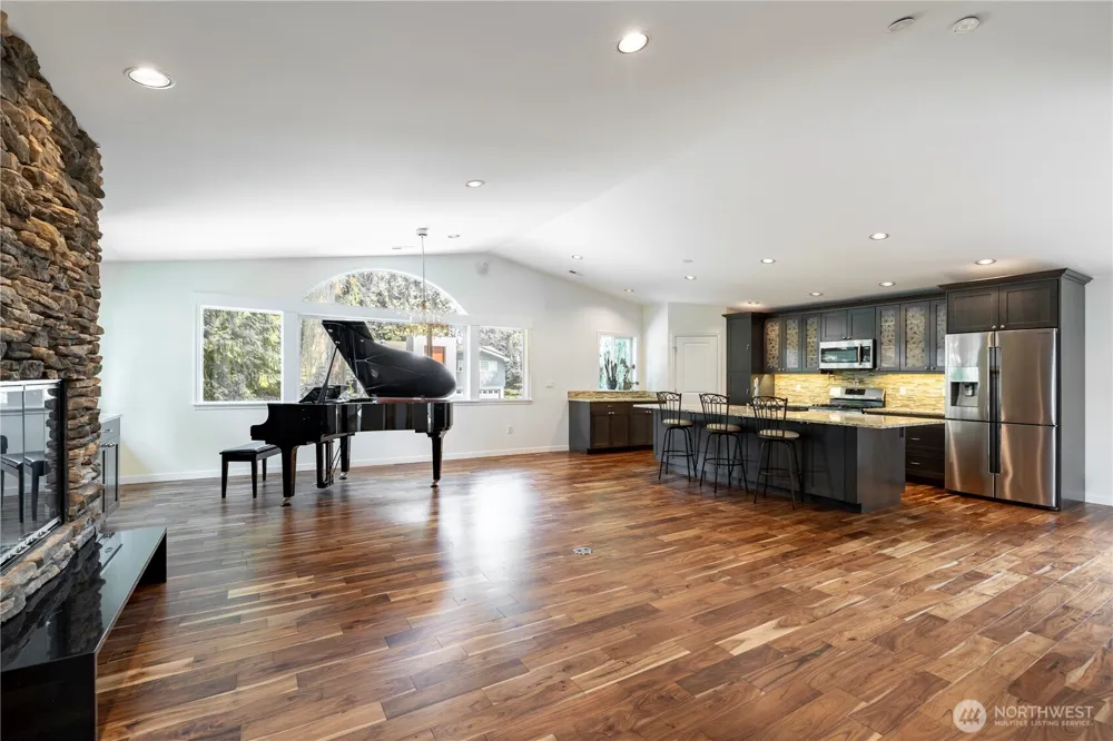 11633 NE 92nd Street Kirkland, WA 98033