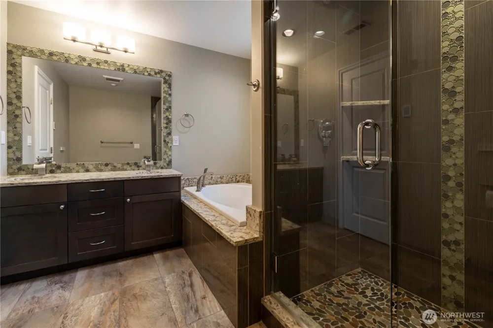 11633 NE 92nd Street Kirkland, WA 98033
