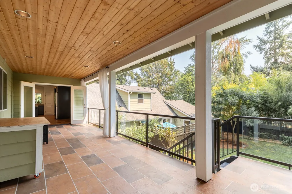 11633 NE 92nd Street Kirkland, WA 98033