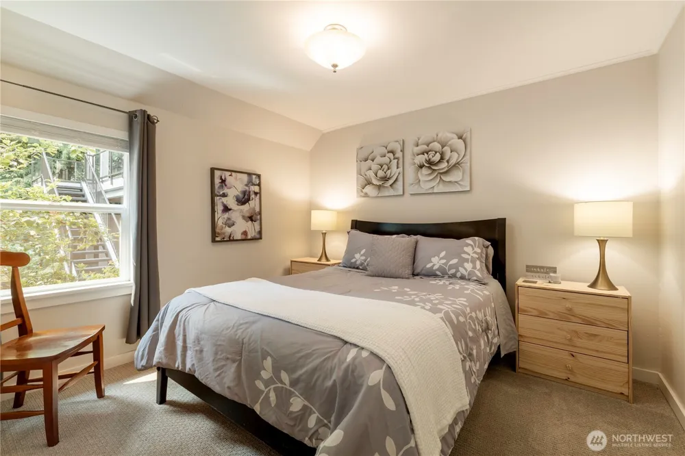 11633 NE 92nd Street Kirkland, WA 98033