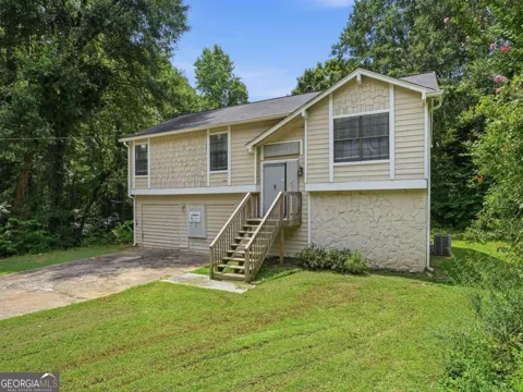3875 Mcgill WAY