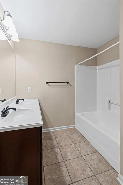 1125 Acorn Oak DR Lawrenceville, GA 30045